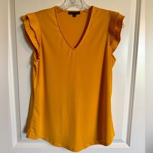 Adrianna Papell Gold Yellow Flutter Sleeve Shirt Small